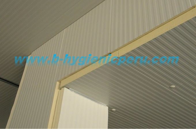 PANEL DE POLIURETANO INYECTADO D-40 Kg/M3