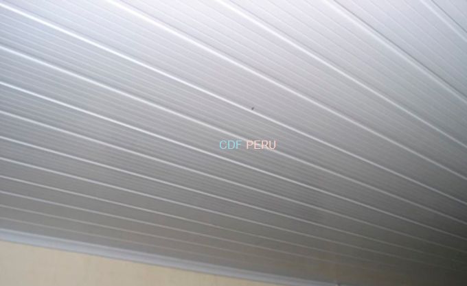 PANELES SANITARIOS DE PVC PARA CIELOS RASOS LIMPIOS