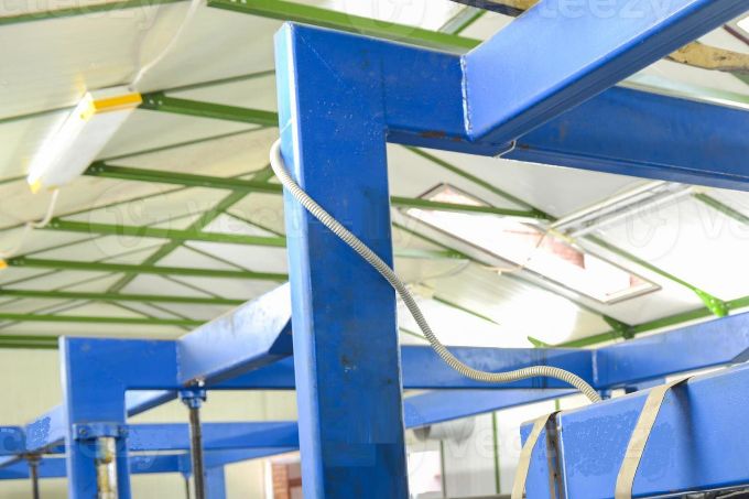 PLANTA DE FABRICACION DE PANELES FRIGORIFICOS 
LINEA DE FORMATO CONTINUO POL-EPS TECNOPOR - PUR - PIR - TR-4 - PERFILES PREPINTADOS - CUBIERTAS AISLADAS - TECHOS 